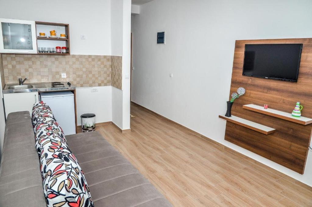 S&M Apartments Ulcinj Exterior photo